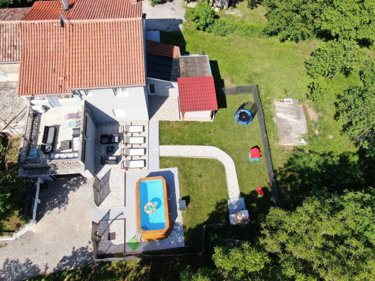 Apartman Goga With Pool And Jacuzzi Labin  Exterior foto