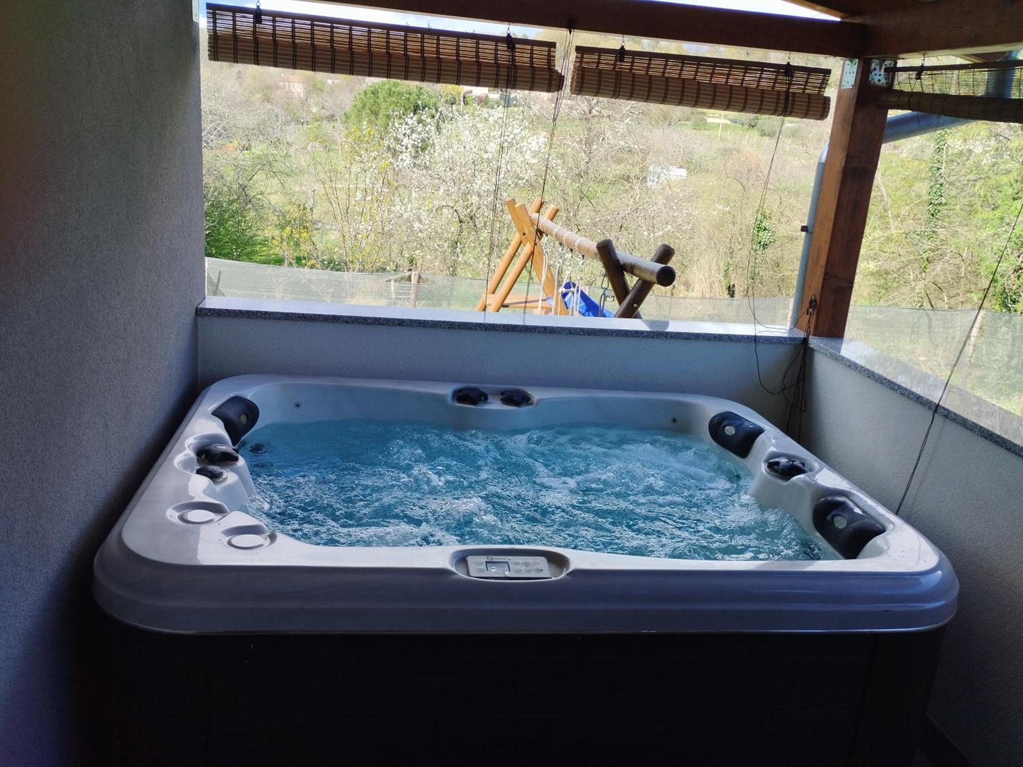 Apartman Goga With Pool And Jacuzzi Labin  Exterior foto