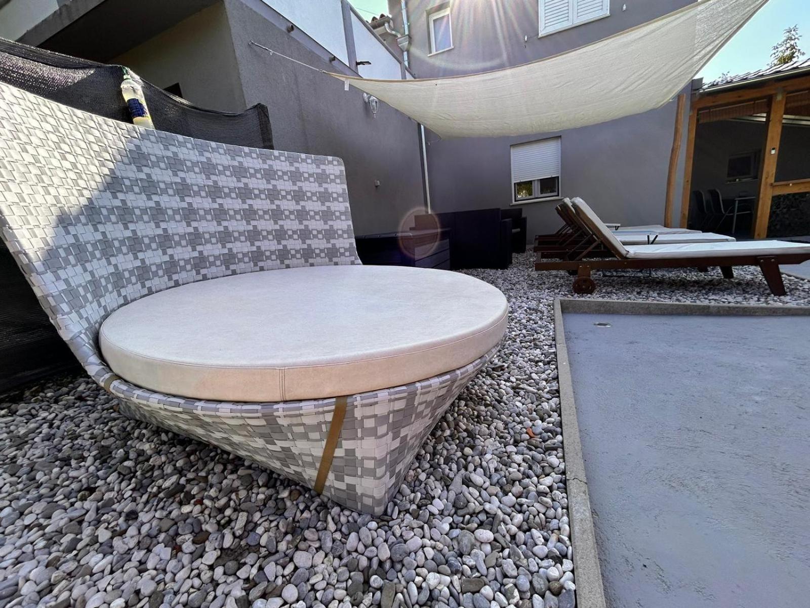 Apartman Goga With Pool And Jacuzzi Labin  Exterior foto