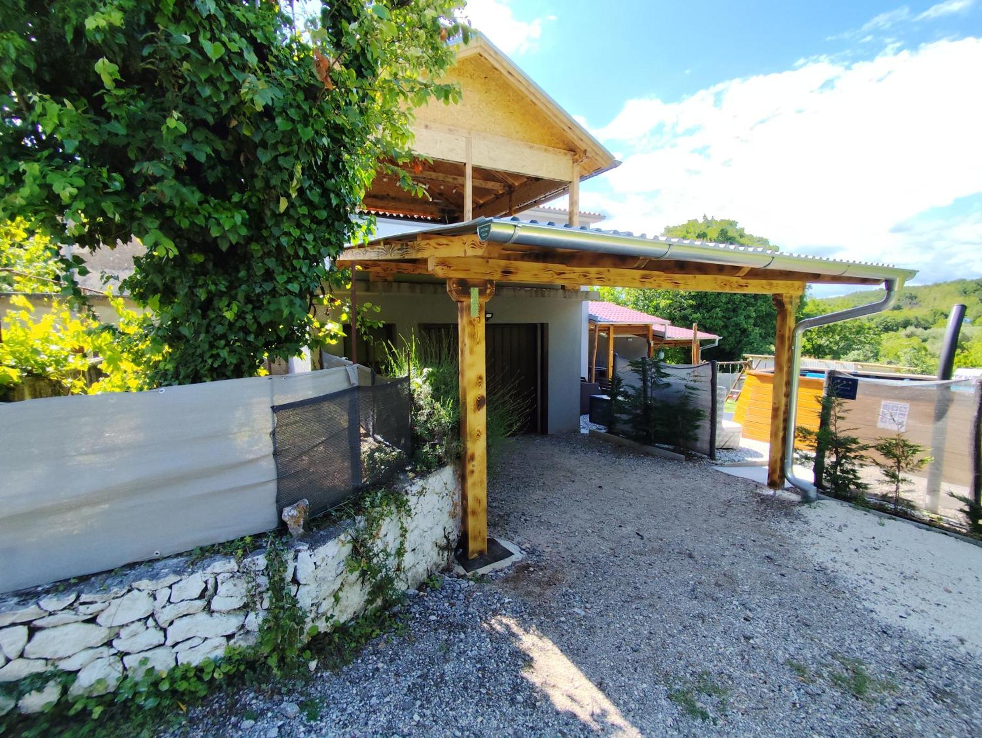 Apartman Goga With Pool And Jacuzzi Labin  Exterior foto