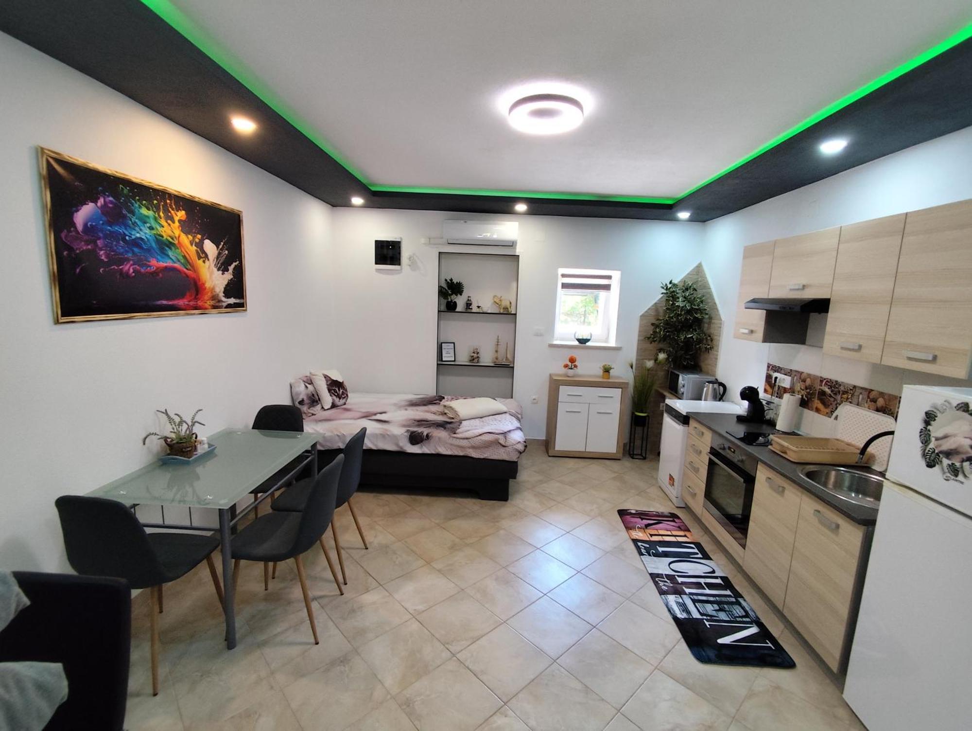 Apartman Goga With Pool And Jacuzzi Labin  Exterior foto